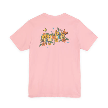 Momma That Prays -Groovy Tee